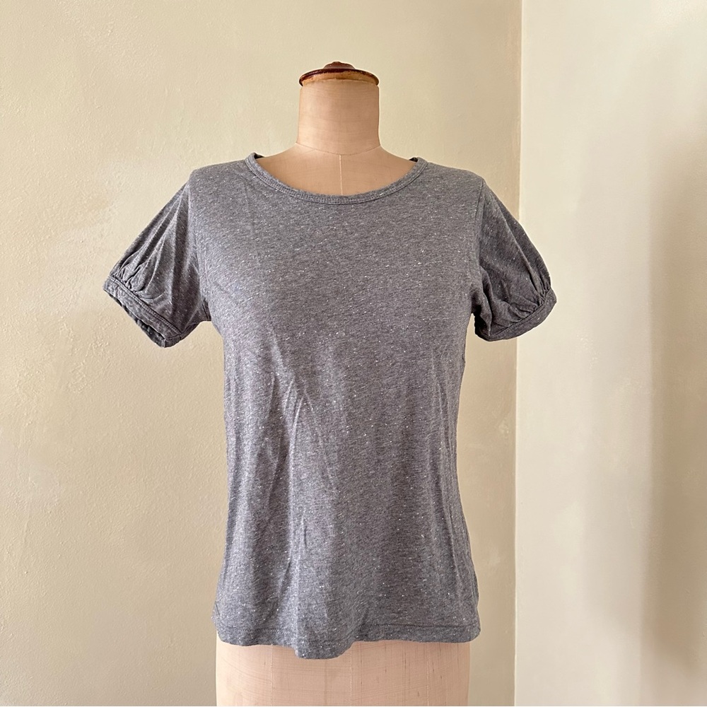 APC t-shirt w/subtle cap sleeves